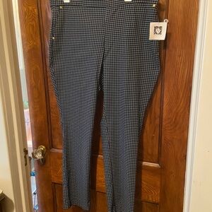NWT Anne Klein blue/White check stretchy pull on Pants